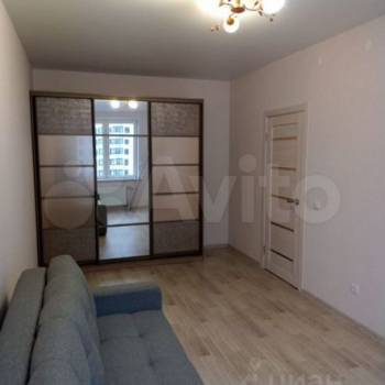 Сдается 1-комнатная квартира, 38 м²