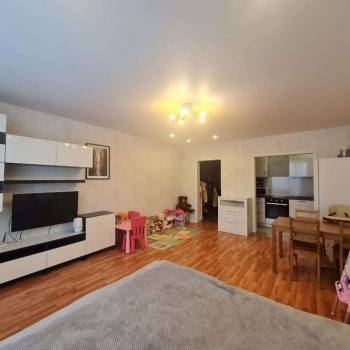 Сдается 1-комнатная квартира, 39 м²