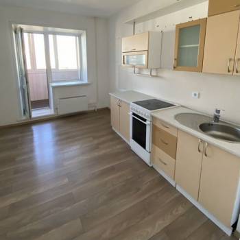 Сдается 2-х комнатная квартира, 65 м²