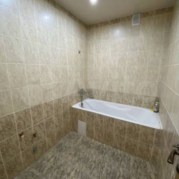 Сдается 2-х комнатная квартира, 65 м²