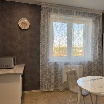 Сдается 1-комнатная квартира, 42 м²