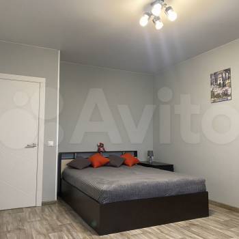 Сдается 1-комнатная квартира, 47 м²