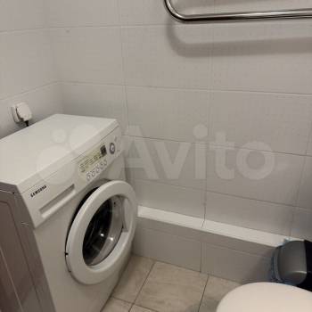 Сдается 1-комнатная квартира, 38 м²