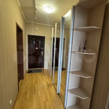 Сдается 1-комнатная квартира, 38 м²