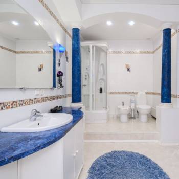 Сдается Многокомнатная квартира, 145 м²