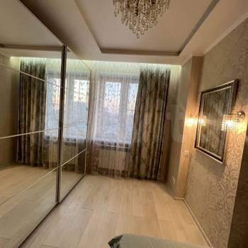 Сдается Многокомнатная квартира, 65 м²