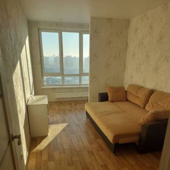 Сдается 1-комнатная квартира, 37 м²