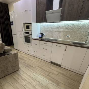 Сдается 1-комнатная квартира, 50 м²