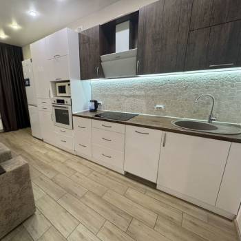 Сдается 1-комнатная квартира, 50 м²