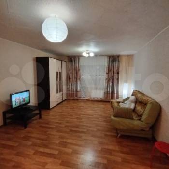 Сдается 1-комнатная квартира, 40 м²