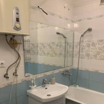 Сдается 1-комнатная квартира, 38 м²