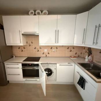 Сдается 1-комнатная квартира, 46,7 м²