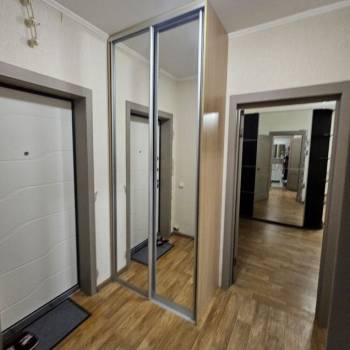 Сдается 1-комнатная квартира, 59 м²