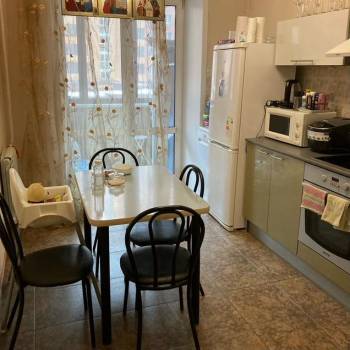 Сдается 2-х комнатная квартира, 56 м²