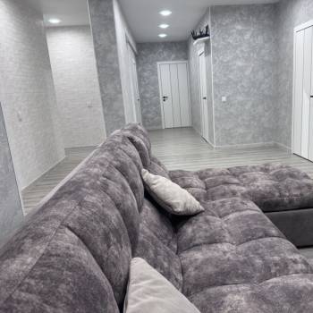 Продается Многокомнатная квартира, 102,7 м²