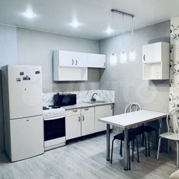 Сдается 1-комнатная квартира, 32 м²