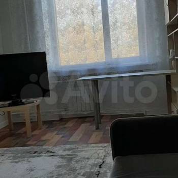 Сдается 1-комнатная квартира, 39 м²