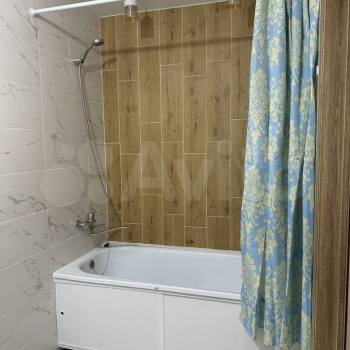 Сдается 1-комнатная квартира, 39 м²