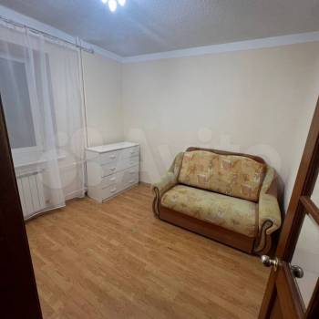 Сдается Многокомнатная квартира, 60 м²