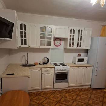 Сдается 1-комнатная квартира, 50 м²