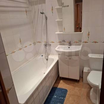 Сдается 1-комнатная квартира, 50 м²