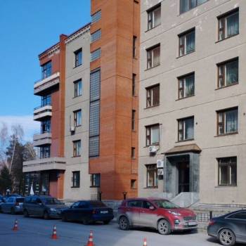 Сдается 1-комнатная квартира, 54 м²