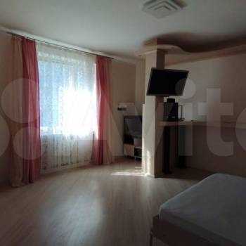 Сдается 1-комнатная квартира, 54 м²