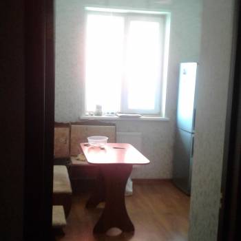 Сдается 1-комнатная квартира, 42 м²