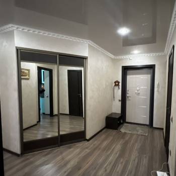 Сдается 2-х комнатная квартира, 69,6 м²