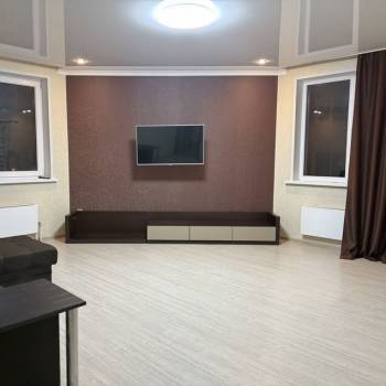 Сдается 2-х комнатная квартира, 69,6 м²