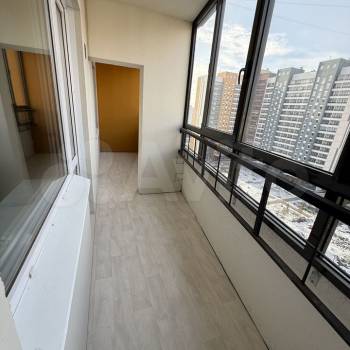 Продается 1-комнатная квартира, 38,6 м²