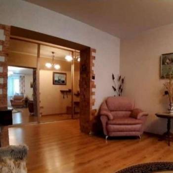 Сдается 2-х комнатная квартира, 78 м²