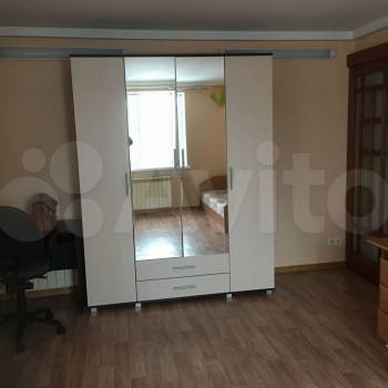 Сдается 2-х комнатная квартира, 70 м²