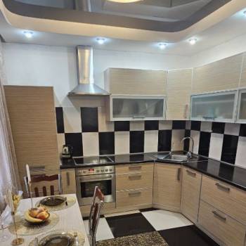 Сдается 2-х комнатная квартира, 55,6 м²