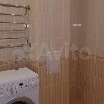 Сдается 2-х комнатная квартира, 75 м²