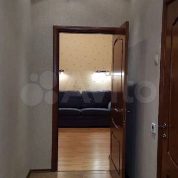 Сдается 2-х комнатная квартира, 75 м²