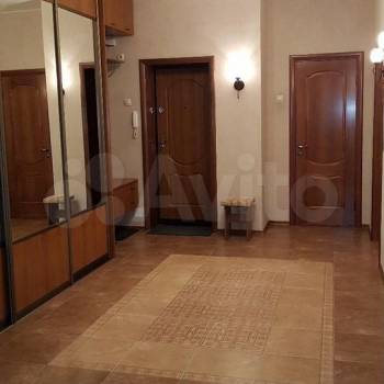 Сдается 2-х комнатная квартира, 75 м²