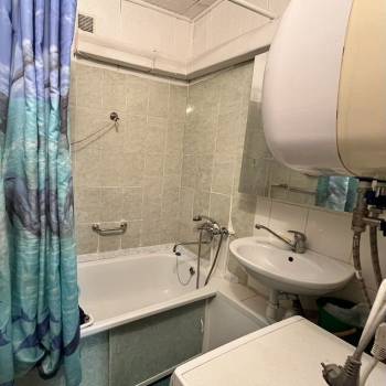 Сдается Многокомнатная квартира, 64 м²