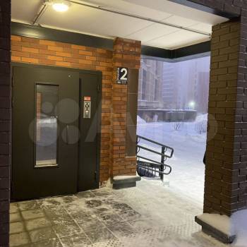 Продается 1-комнатная квартира, 40 м²