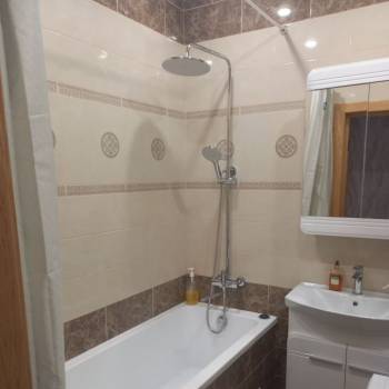 Сдается 2-х комнатная квартира, 60 м²