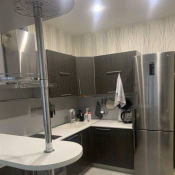 Сдается 1-комнатная квартира, 51,6 м²