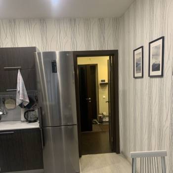 Сдается 1-комнатная квартира, 51,6 м²