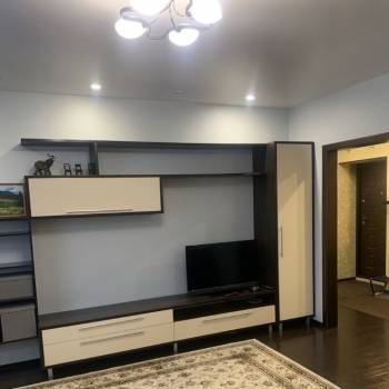 Сдается 1-комнатная квартира, 51,6 м²