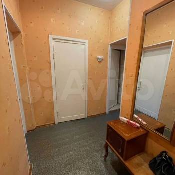 Сдается Многокомнатная квартира, 60 м²