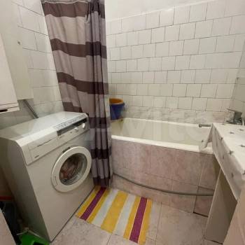 Сдается Многокомнатная квартира, 60 м²