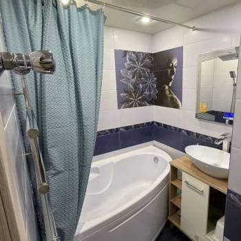 Сдается Многокомнатная квартира, 63,9 м²