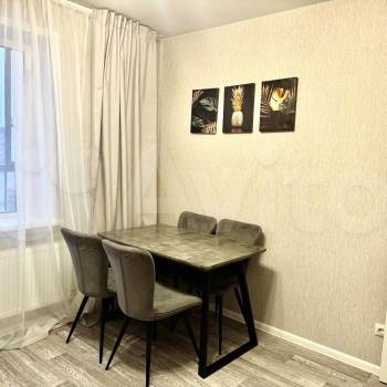 Сдается 1-комнатная квартира, 39 м²