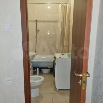 Сдается 1-комнатная квартира, 39 м²