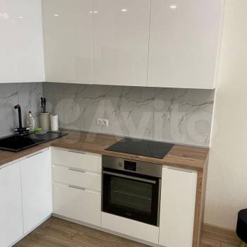 Продается 1-комнатная квартира, 40,8 м²