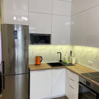 Продается 1-комнатная квартира, 40,8 м²